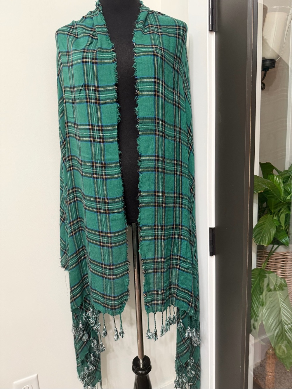 C Green Plaid Fringe Wrap Scarf - Picture 3 of 6